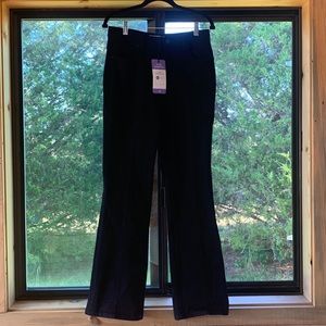 CABI NWT FIFTH AVENUE Jeans #4326 in Black, Size 8R